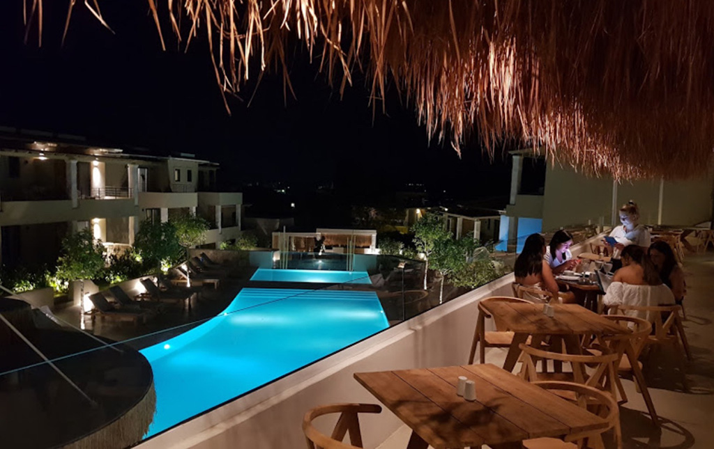 CRYSTAL WATERS-LEFKADA
